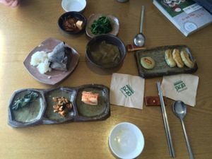 managed to take a picture before munching it all! at Maji - 마지 in Seoul