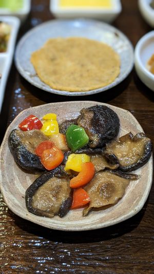 Lunch/Dinner Premium Set Menu at Maji - 마지 in Seoul