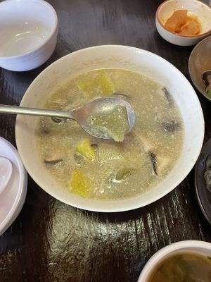  Perilla seed sujebi at Maji - 마지 in Seoul