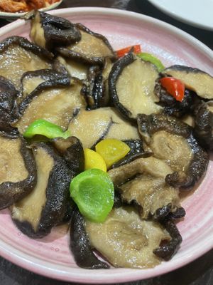 Shiitake mushroom. Yummy  at Maji - 마지 in Seoul