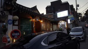 Restaurant by evening at Maji - 마지 in Seoul