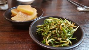 Starters at Maji - 마지 in Seoul