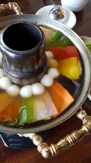 Sinseollo 신선로 - Korean royal stew (veganized) at Maji - 마지 in Seoul