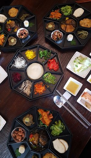 "Maji Gujeolpan course" (마지 구절판 코스) for 3 people,  at Maji - 마지 in Seoul