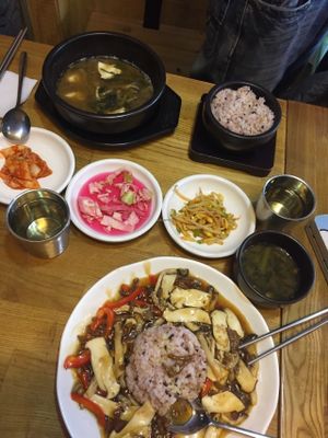 Bean seitan bulgogi ✌? Delicious!  at Babione - 바비오네 in Seoul