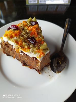 Carrot cake, vegan at Samsara in Antigua