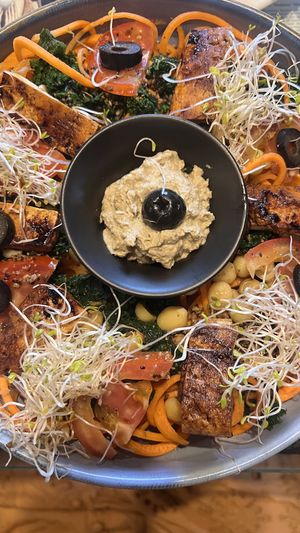 Kale, tofu and chickpeas salad  at Samsara in Antigua