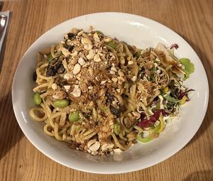 Nudeln, vegan, enthalten Gluten  at The Vegan Eagle in Hamburg