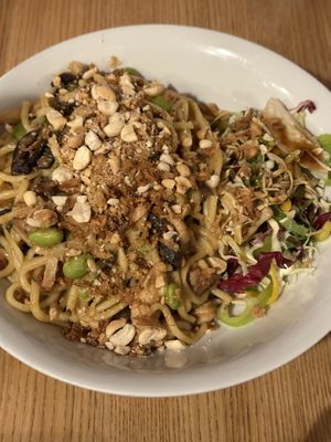 Nudeln, vegan, enthalten Gluten  at The Vegan Eagle in Hamburg