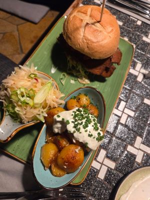 Burger at The Vegan Eagle in Hamburg