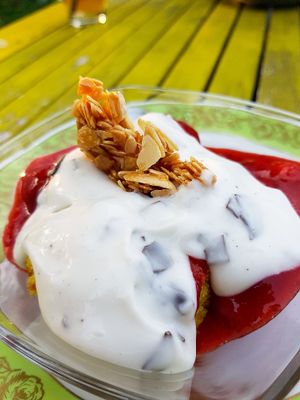 Stracciatella dessert at The Vegan Eagle in Hamburg