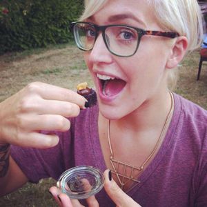 yummy brownie at The Vegan Eagle in Hamburg