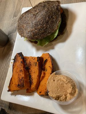 Cheeseburger   at Trilogy Sanctuary in La Jolla