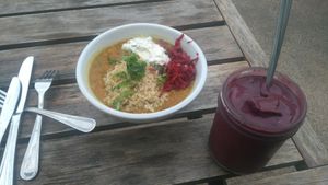 AdoraBowl + Goodnesd smoothie at Trilogy Sanctuary in La Jolla
