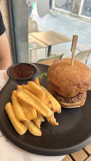 Beyond burger  at UVE - Restaurante Vegano - Vegetariano en Granada in Granada