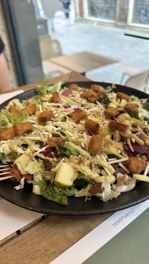 Caesar salad  at UVE - Restaurante Vegano - Vegetariano en Granada in Granada