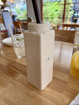 Piña colada smoothie   at Morning sugar in Bangkok