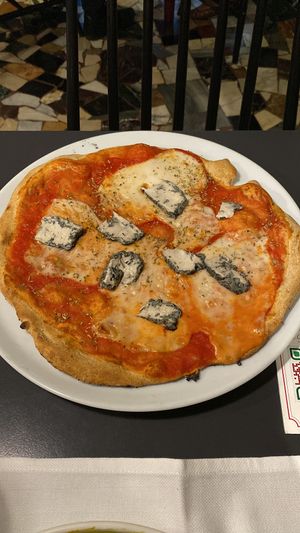 Colubrina pizza (with vegan blue cheese)  at La Colubrina in Milan
