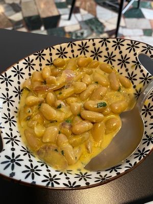 Cannellini con crema di cocco at La Colubrina in Milan