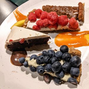 summer cakes at La Colubrina in Milan