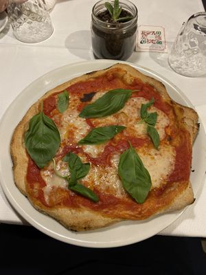 Vegan regina pizza  at La Colubrina in Milan