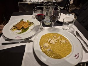 Risotto mantecato allo zafferano e crema di mandorle #Veganuary at La Colubrina in Milan