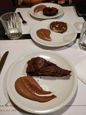 Chocolate and pear cake, Chocolate salami, Chocolate tarte with a hazenut-chocolate filling at La Colubrina in Milan