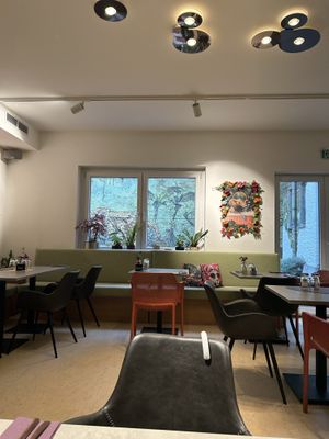 interior  at Beenie.all day  in Linz
