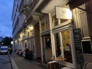 outside at Zum Spätzle in Hamburg