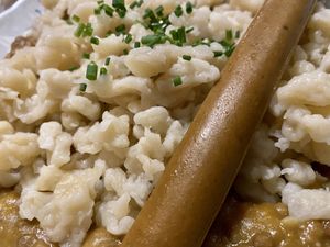 knöpfle mit linsen & wienerle at Zum Spätzle in Hamburg