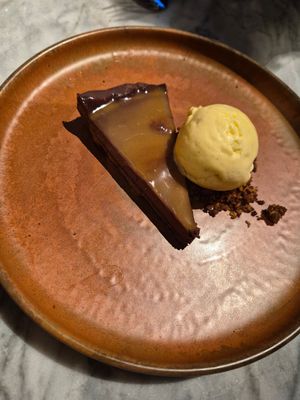 Vegan vnilla ice cream with a caramel glaze cake. The crumble was insane. This was a rich, filling desert. at Mr Watson in Amsterdam