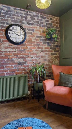 Snug at The Green Bear Guesthouse  in Rhayader