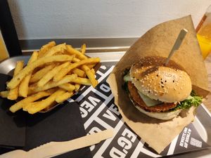  at VEG'D - Vegan Burgers - Schöneberg in Berlin