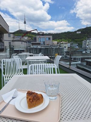  at Plant Bakery Cafe (HBC) in Seoul
