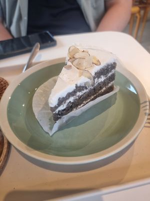  at Plant Bakery Cafe (HBC) in Seoul