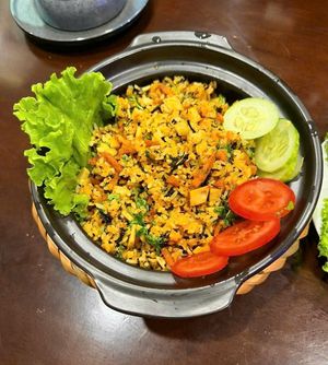 Cơm Chiên Rong Biển / Seawead Fried Rice 

Rice, seawead, mung bean, herbs at Ẩm thực chay Nhà Mình -  Our Home Vegetarian Cuisine in Hanoi