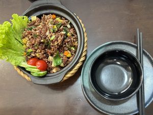 Brown rice & vegetables  at Ẩm thực chay Nhà Mình -  Our Home Vegetarian Cuisine in Hanoi