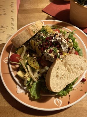 Avocado-Fenchel-Salat at brennNessel in Dresden