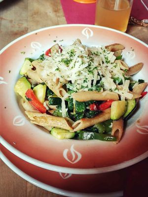 Wholegrain penne with courgette at brennNessel in Dresden