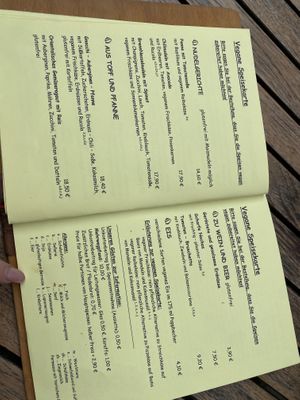   at brennNessel in Dresden