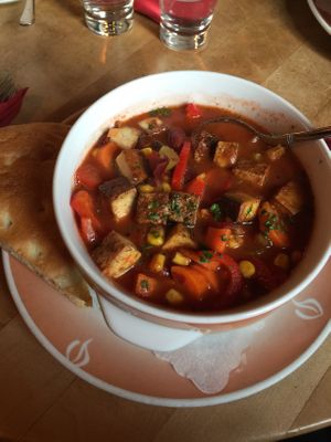 Chilli con tofu (vegan) at brennNessel in Dresden