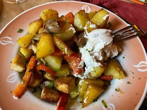Potato smoked tofu pan at brennNessel in Dresden