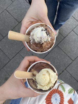   at Eisbrunnen in Munich