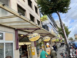 outside at Heller's Vegetarisches Restaurant & Cafe in Mannheim