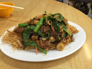 Fried noodle at Fat Yau Yuen Vegetarian in Hong Kong Island