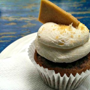 Spiced Gingerbread Cupcake (Vegan) at Satori Organics in Sandgate
