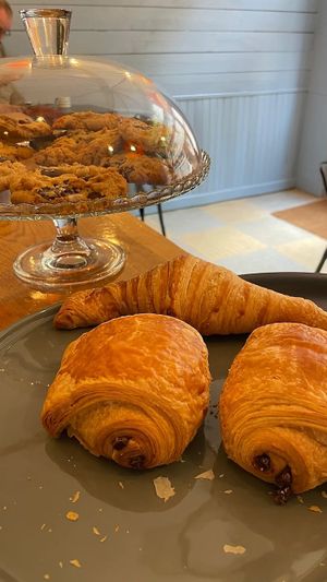  at Le Monde à l'endroit |  The World the Right Way Up in Saint-malo