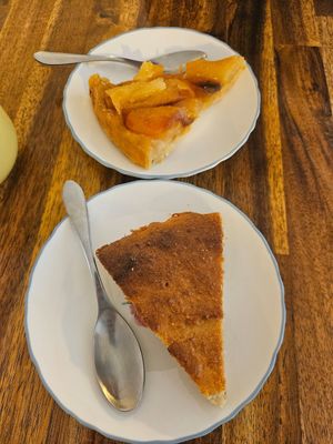 at Le Monde à l'endroit |  The World the Right Way Up in Saint-malo
