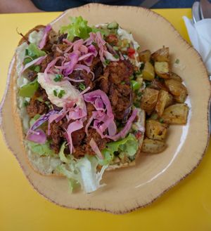 Kebab at Le Monde à l'endroit |  The World the Right Way Up in Saint-malo