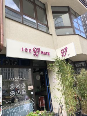   at iceDate - Amalienstt in Munich